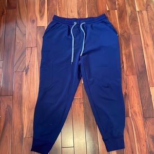 Jaanuu navy scrub bottoms/joggers size large petite